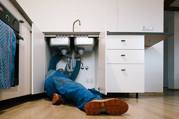 Professional Drain Cleaning technician working in Bell Gardens, CA